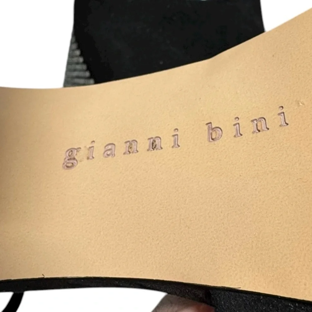 Gianni Bini chic platform